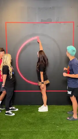 A PESSOA QUE DESENHAR UM CÍRCULO PERFEITO VENCE! #fy #viral #challenge #gojonpa 