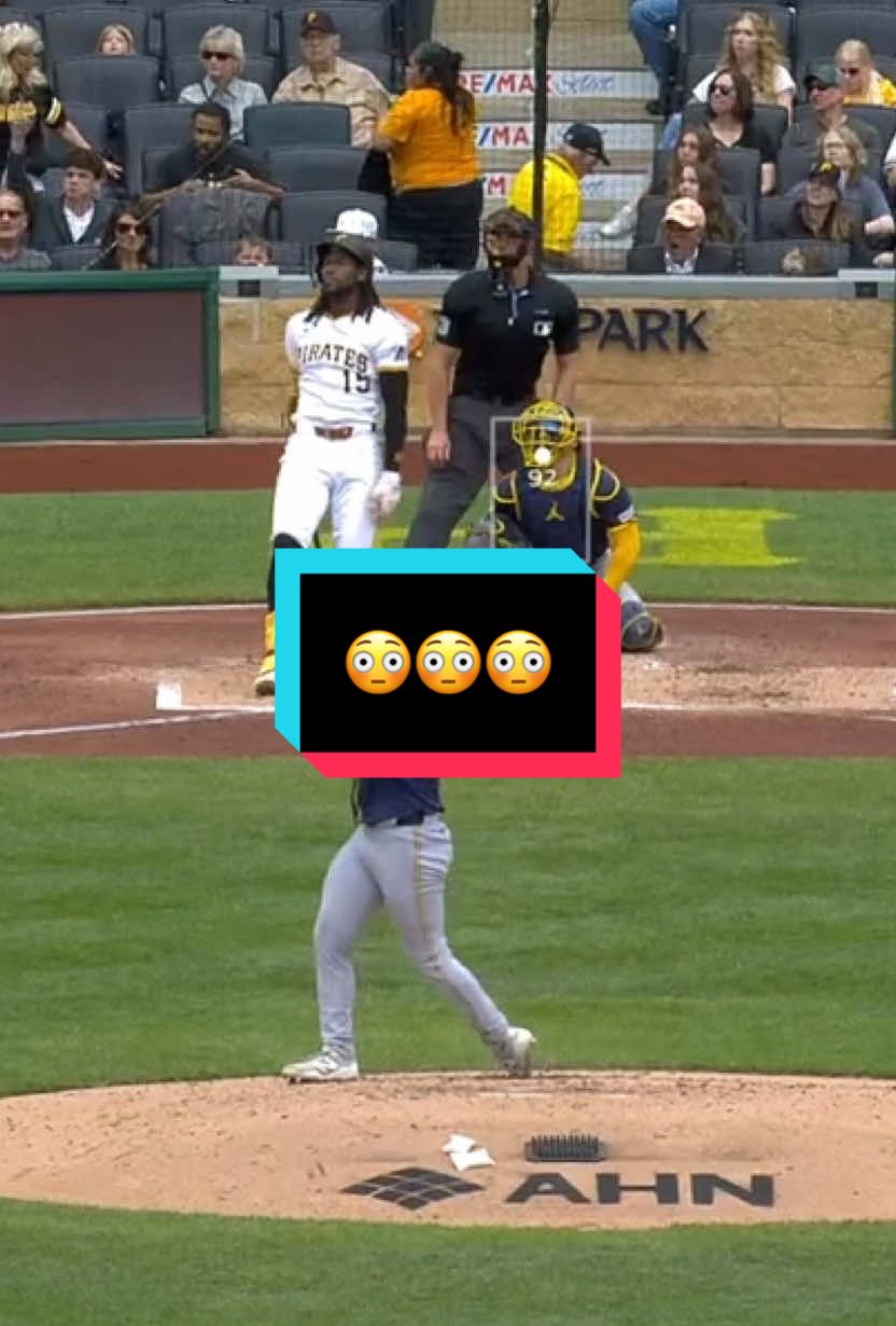 ¡Con este HR a 122.9 MPH de velocidad de salida, Oneil Cruz rompió su propio récord de conexión más fuerte en la Era de Statcast (2022, 122.4 MPH)! 🤯 ✍️ : vía Sarah Langs #oneilcruz #MLB #pirates 