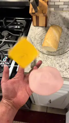 “How to make bread spin”#fyp #howtomakebreadspin#fypシ 