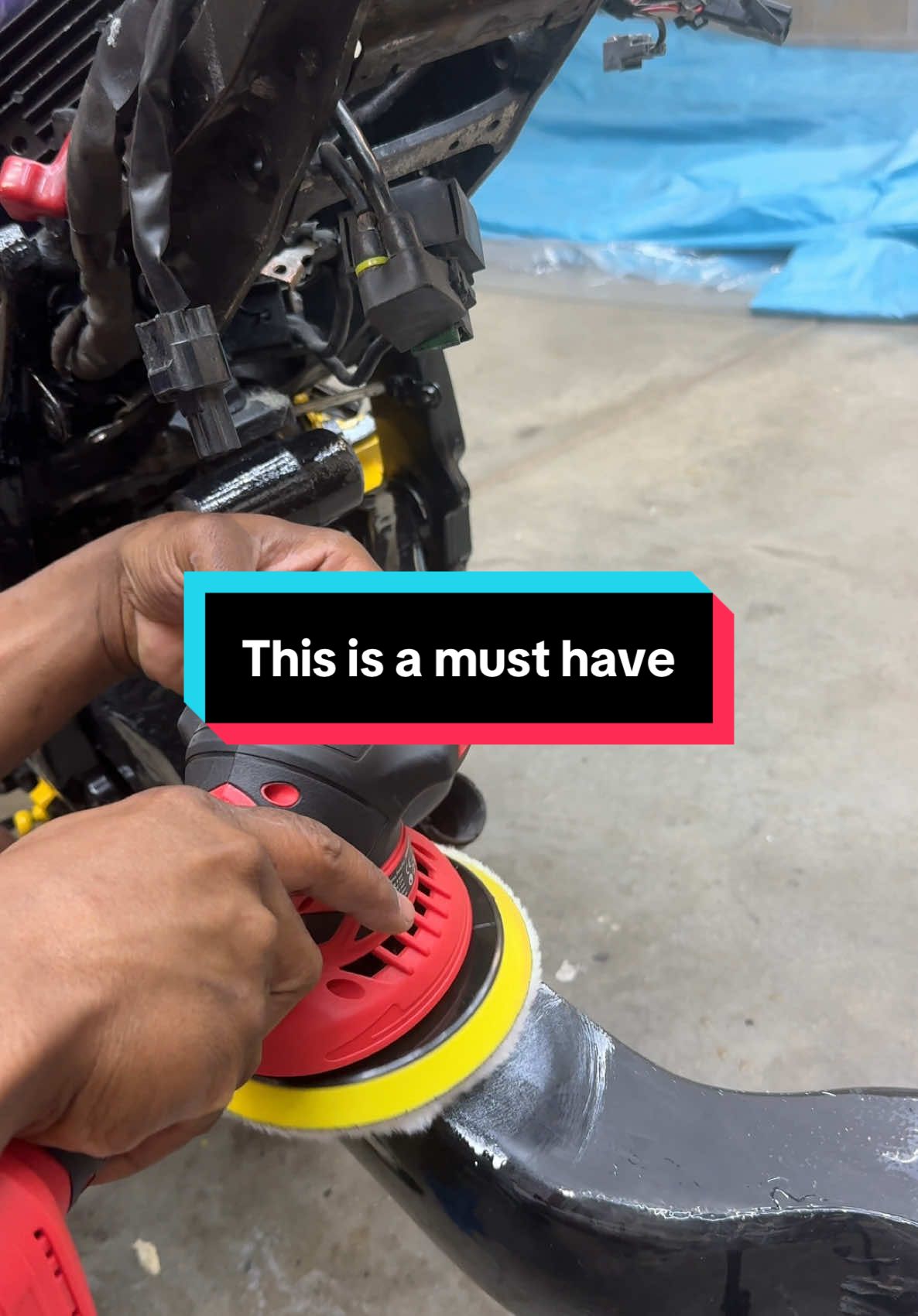 This Car Buffer Changed My Shine Game! y goodbye to dull paint and swirl marks! This car buffer made my ride look showroom fresh in minutes. Super easy to use, lightweight, and gets professional results without breaking the bank. Follow for more car care tips! #CarDetailing #CarBuffer #ShinyFinish #AutoCare #BeforeAndAfter #DetailingTools #CarHacks