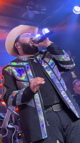 Si tener ganas es pecado ya estamos pecando 🫰🏻 @elfantasma.oficial Escuchar esta canción en vivo 100/10 🔥 #guardameestanoche #elfantasma #viral #alemolina #fyp 