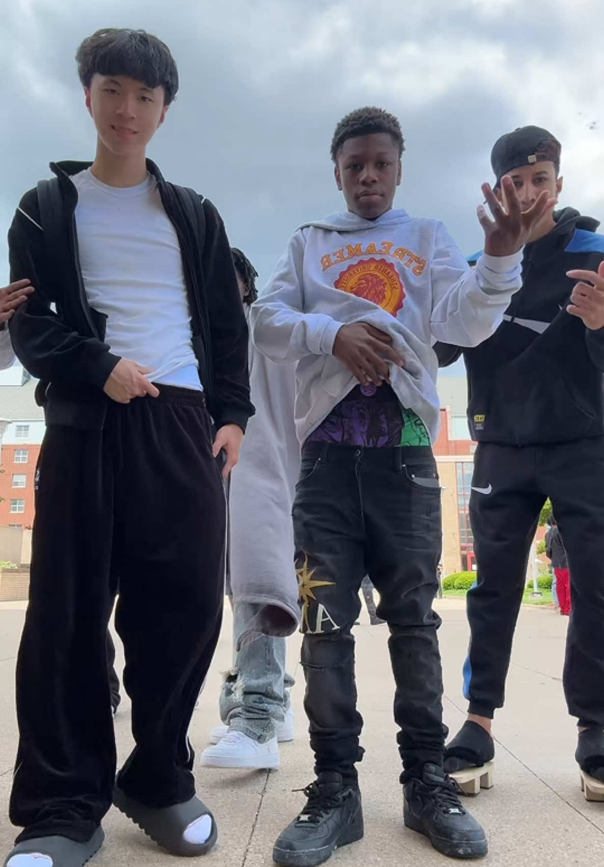 😂❤️🕺🏽 @Ray @2xRakai  #streameruniversity #fyp #american 