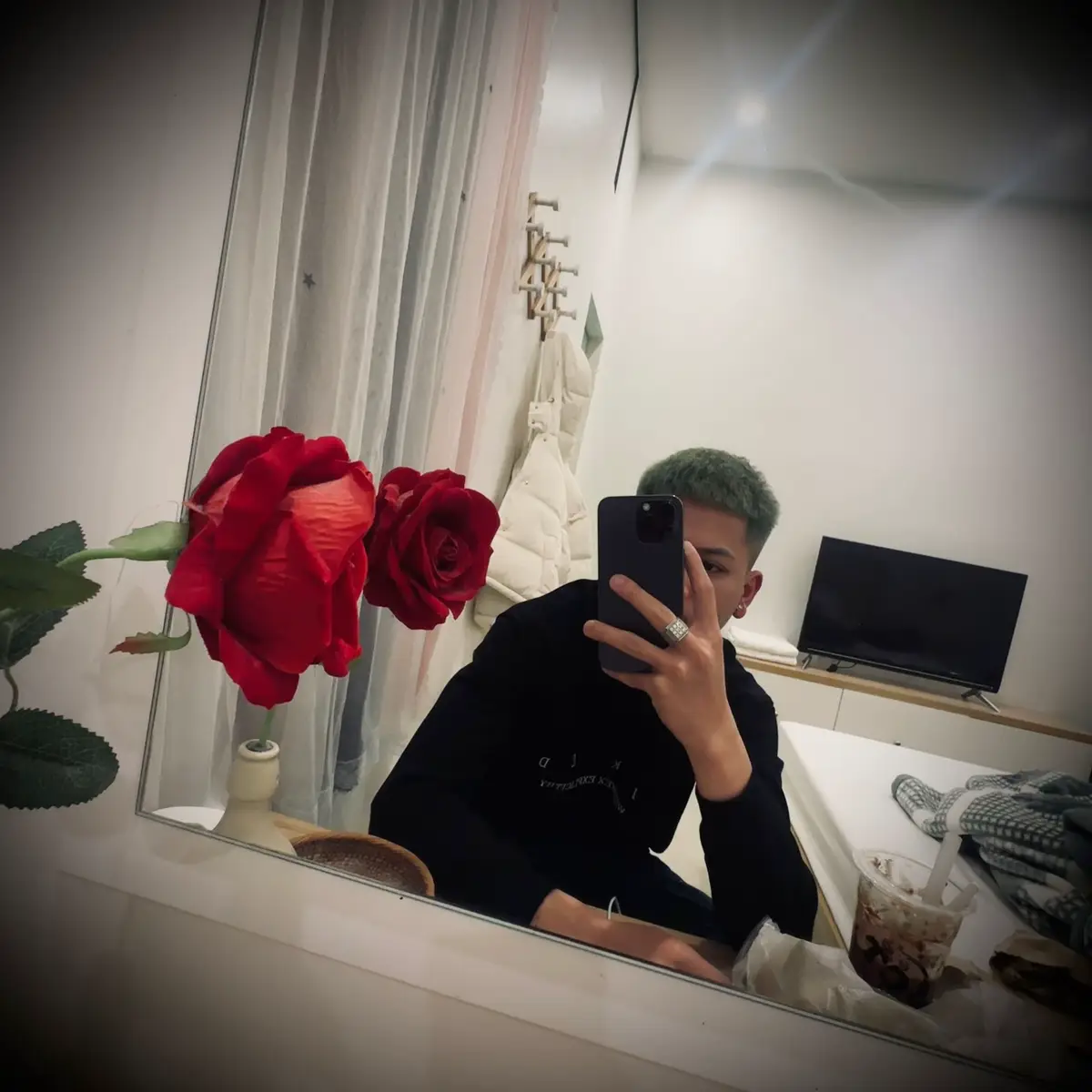 Từ nay về sau , những ngày không ở bên nhau mới được tính là đời ...!🥲🙂 #tinhyeuanhdanhchoem  #tamtrang 