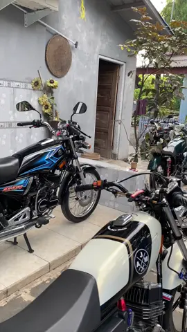 Amin misale #rxkingindonesia #rxking #fyp #rxkinghitz #rxkingmodifikasi #rxkingviral #rajajalanan135 #2stroke #rxkingblayer #rxseriesindonesia #rxspesial #byangkerokstyle #rxkingnusantara #rxkingbandung #byankerokjalanan 