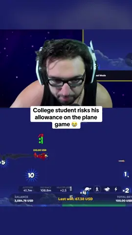 College student risks his allowance on the plane game 😭 #kickstreaming 