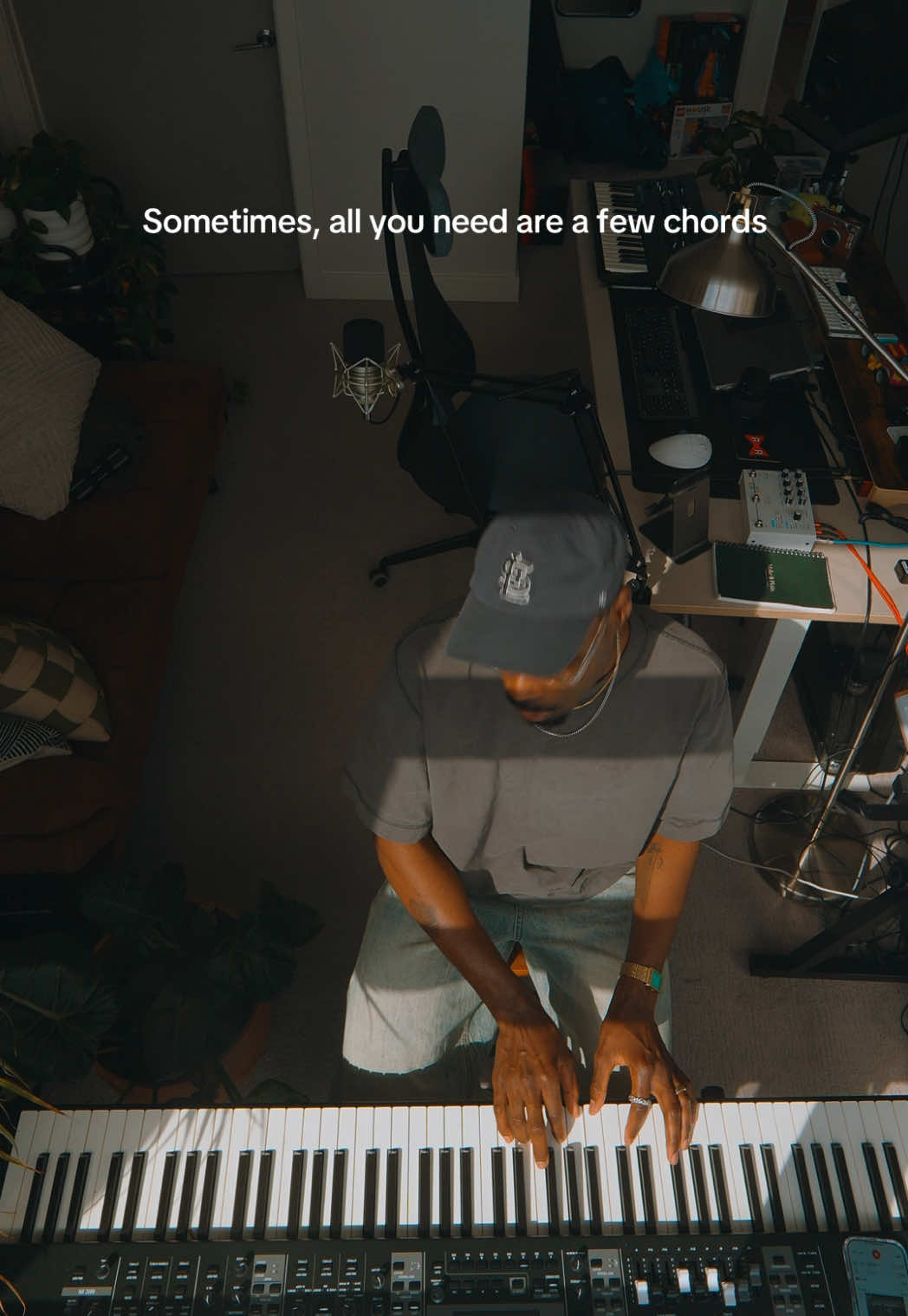 A few chords for yall today✨ #fyp #foryoupage #vibetok #jazztok #livemusic #musicproduction #jazzpiano #musiciansoftiktok #producersoftiktok #musicproducer #producertok #beatmaking 