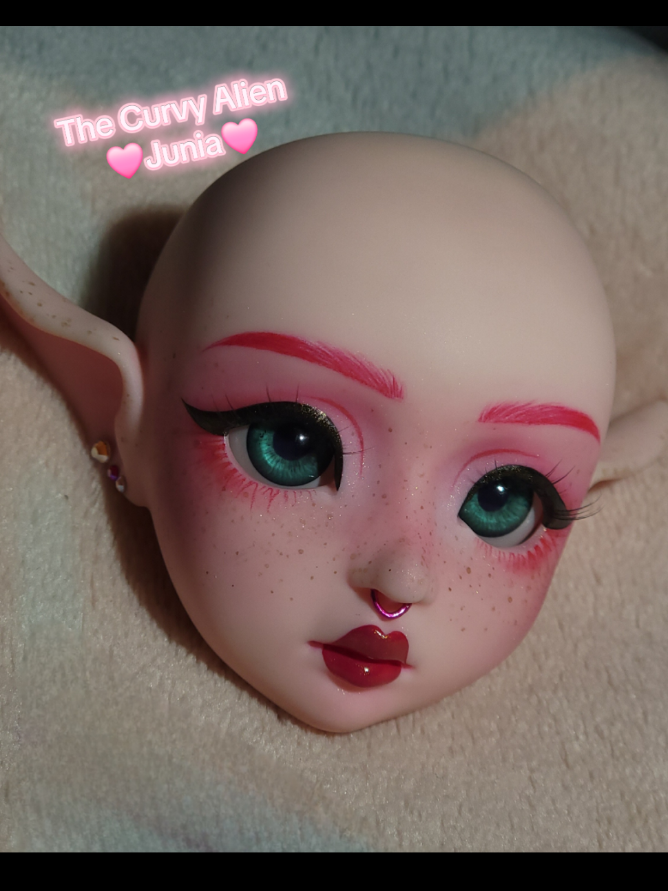 Oh sweet Junia 🥰 #dolls #ooakdoll #faceup #faceupartists #bjd #bjddoll #bjdhobby #bjdtiktok #bjdtiktoker #dollcollector 