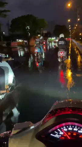 cirebon apter rian💦💨 #vesmet #vespamatic #cirebon 