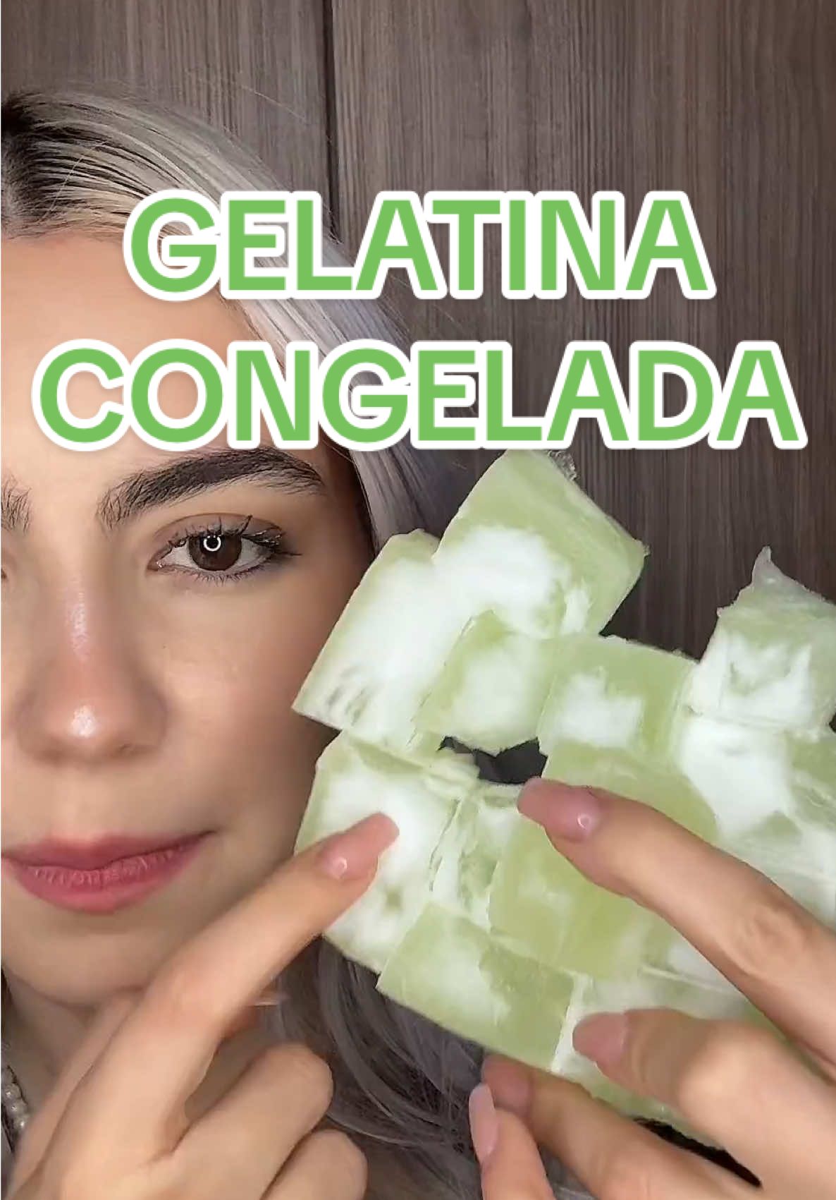 Vieron cuando la mordí?!😳AHHH😍  insta: @fer_jalil ✨ #congelar #gelatina #ferjalil #reto #comida #congelando 