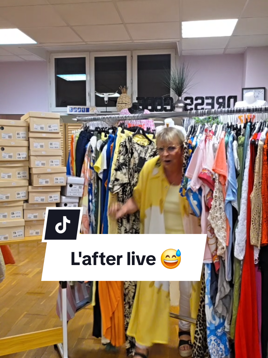 Ça rend dingo les lives 😂 À minuit... je suis désolée mais on m'a perdue 😂 #apreslive #afterlive #humour #funny #trend #dresscodegap 