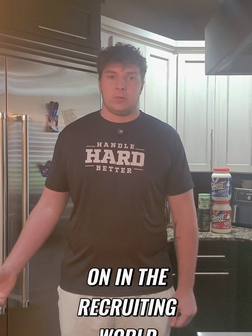 D1 football recruiting questions: How do you get stars? How do you get Offers?  Best advice I ever received was: Control the Controllable... YOU!  Don't worry about what others have or are doing. Focus on what you can do today to be better... FOOD!  8th grade I started packing food and carrying a cooler to school everyday.  4🌟 6'7