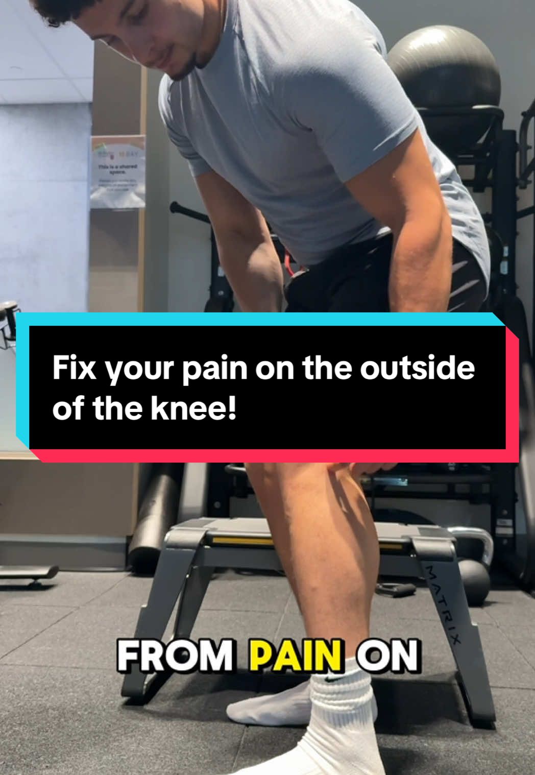 Suffering from pain on the outside of the knee? Watch this to video to learn what could be causing it and 3 exercises you can do to help relieve that pain! #kneepain #lateralkneepain #kneepainrelief #itbandsyndrome #itband #kneepaintreatment #kneepainexercise #physio #physiotherapy #physicaltherapy #physiostudent #fyp #viral #foryoupage