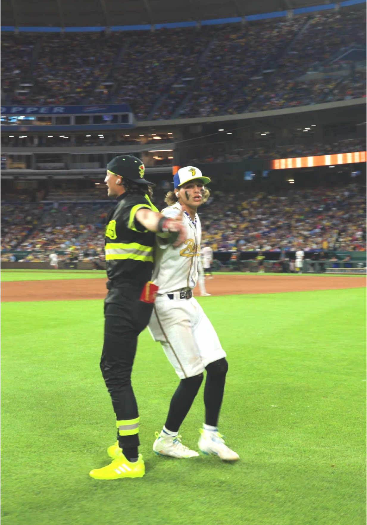 The collab we know you’ve alllll been waiting for 😉  @Kyle “KJ” Jackson @noah bridges  #savannahbananas #firefighters #highschoolmusical #disney #disneychannel #viral #lipsync #baseball #tiktok 
