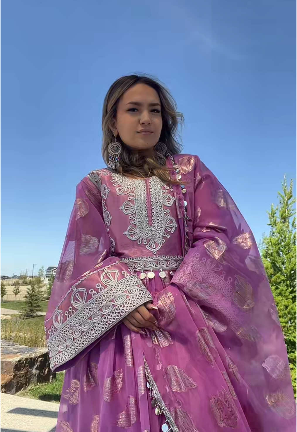 When someone calls me “Afghanistani” 🤨🤨 #newdress #eid #newstock #afghan #newhorizon #yyc #calgary 