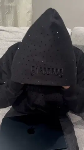 Total Black Rhinestone Hoodie🔥 #alucines📿🧿🙈 #fresitas🍓 #OOTD #parati #paratiiiiiiiiiiiiiiiiiiiiiiiiiiiiiii #totalblack 