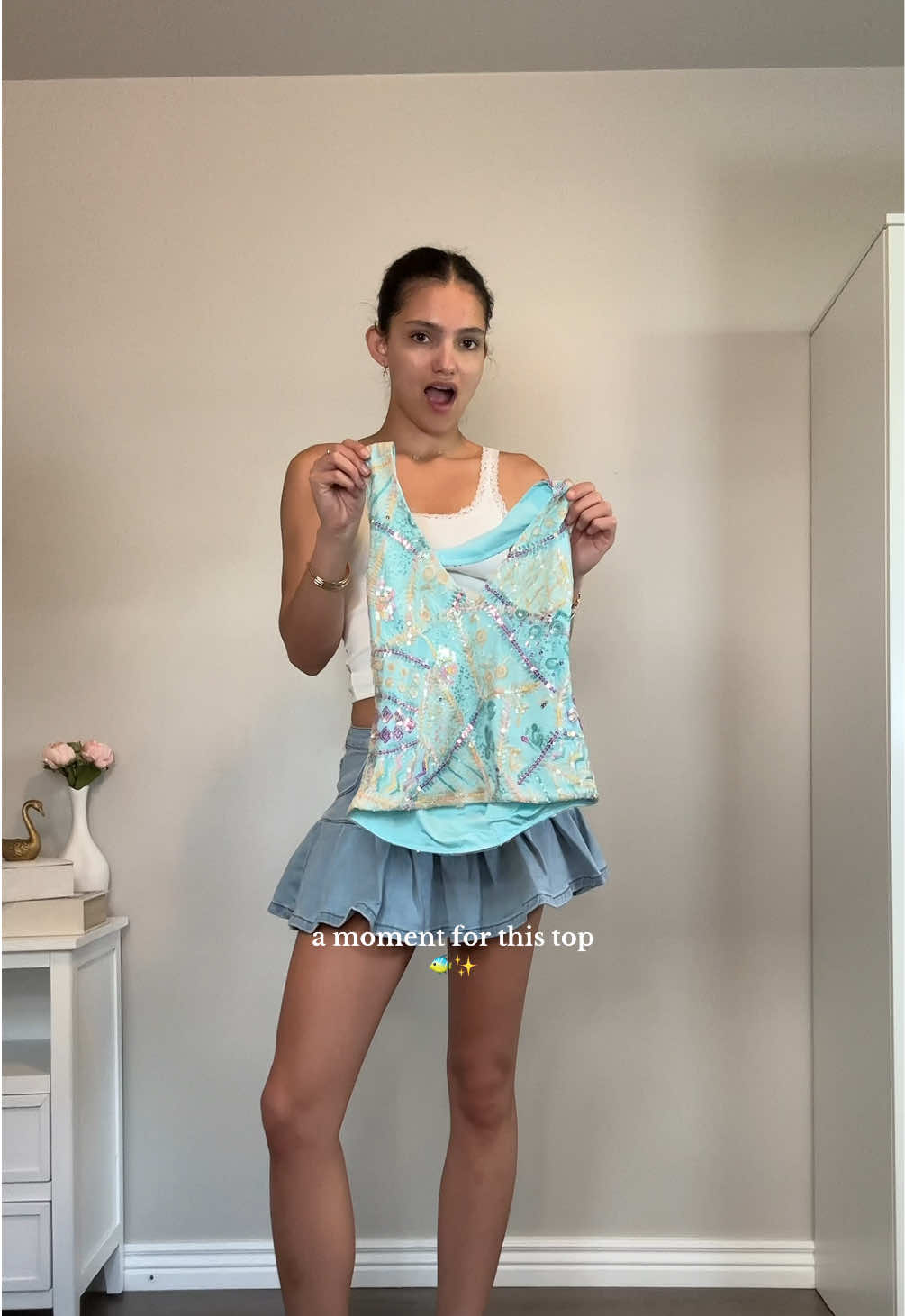 fell in love instantly 🐠 #sparklytop #sequins #sequinstop #y2ktops #beachoutfit #vacationoutfitinspo #beadedtop #haltertops #vacationoutfitinspo 