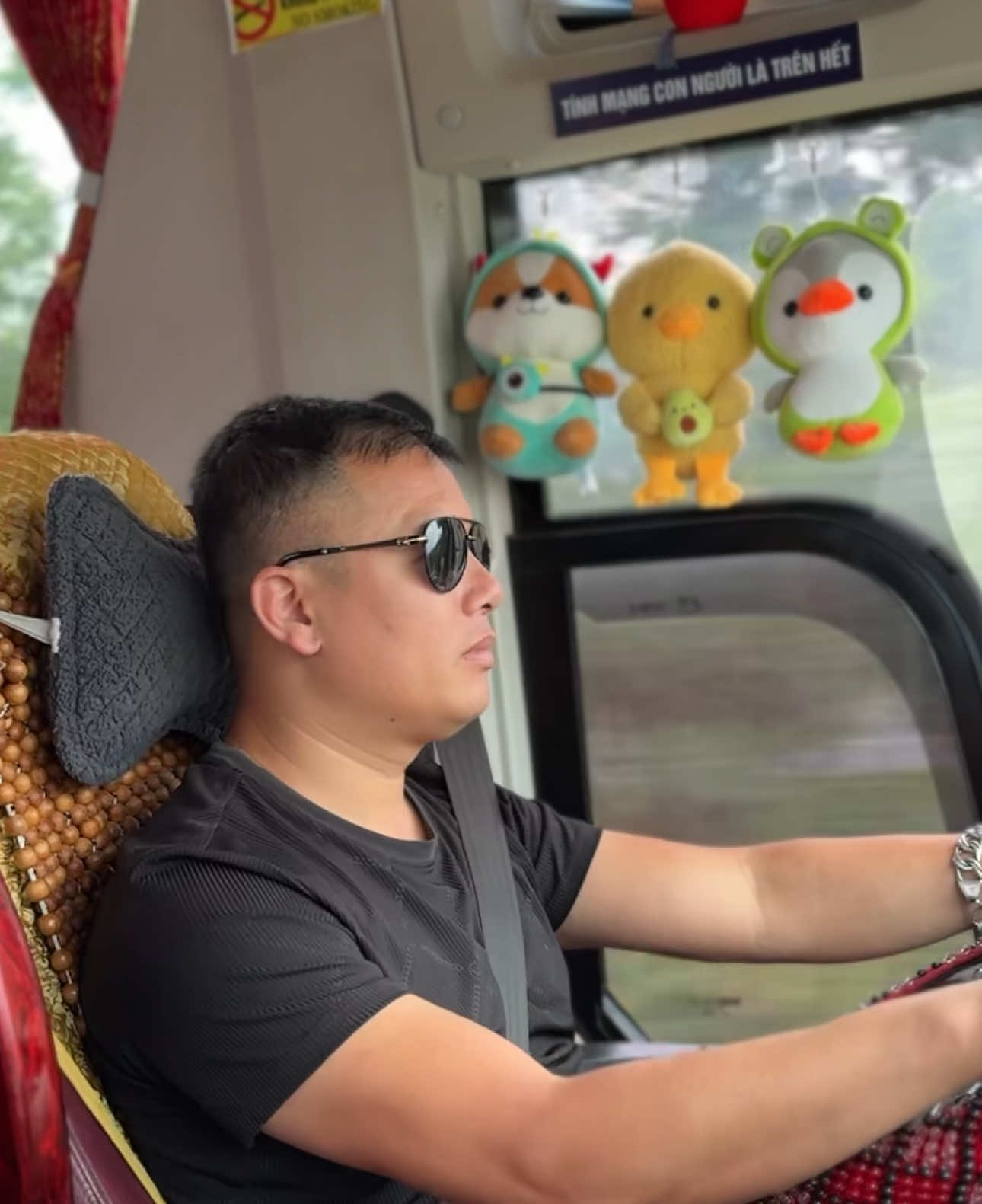 Hai ae ra Hà Nội ăn sáng @Thái Hoà 98 