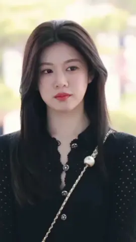 Go Youn jung falou sobre seu tipo ideal e que não gostaria de ter sogros duplos igual em resident playbook  #goyounjung #goyounjungedit #goyounjungactress #jungjunwon #jungjoonwon 