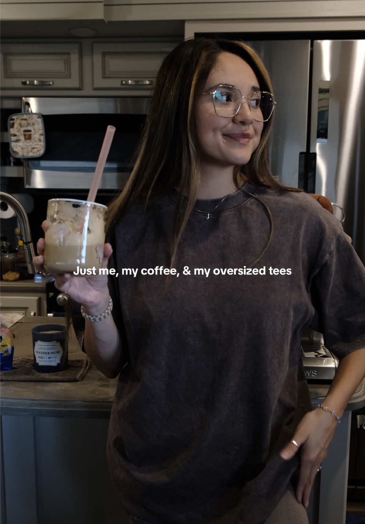 shirt is in the color Coffee ☕️ -Wearing size XL -100% cotton.  -More lightweight than the previous oversized T-shirts I have posted  -I love both!! -Run smaller (make sure to size up!) #oversized  #oversizedtshirt  #oversizedtee  #streetwearstyle  #OOTD  #casualfit  #comfystyle  #tiktokmademebuyit  #coffee 