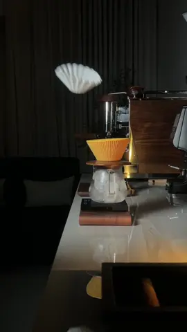 أغلى مكاسبي بالدنيا ضحكتك وقهوة💛! #explore #شرين #شرين_عبدالوهاب #كلي_ملكك #v60 #v60_coffee #v60_بارد #ايس_كوفي #ايس_دريب #قهوة_باردة #قهوة_مختصة #your_coffee #ترند #موسيقى #موسيقى🎶 #شرين_عبد_الوهاب #ترند_جديد #مالي_خلق_احط_هاشتاقات #اكسبلورexplore #ركن_القهوة 