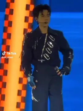 báo thức này ngủ cỡ nào cũng dậy thôi @Quang Hùng MasterD #tongtai #muzik #xuhuớng #baothuc 