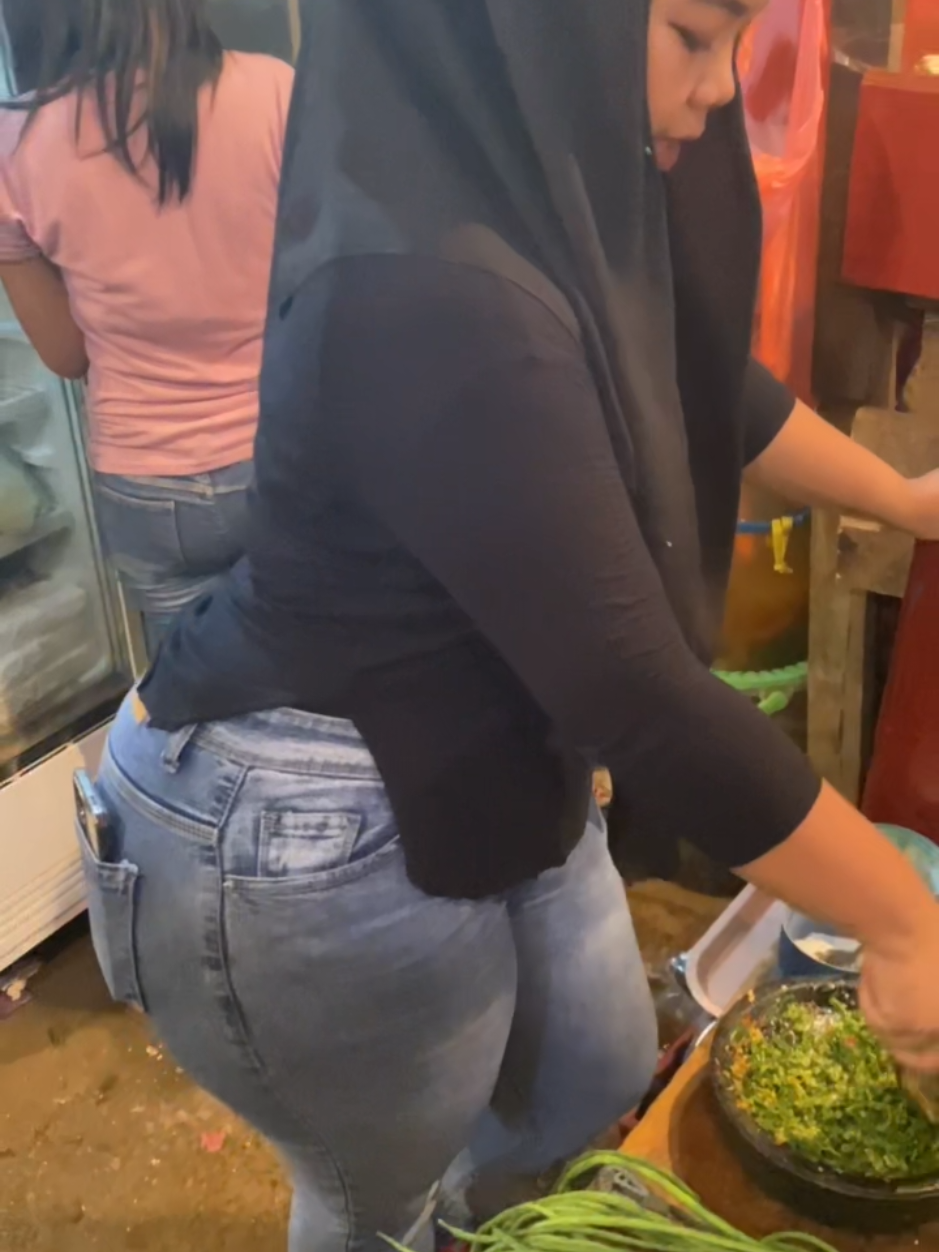 #cewekhyper #tiktok #jandahyper #jandamuda #janda #jandacantik #cewekpulen #mamamuda #cewekcantik #jandakesepian cewekgemoy cewekgendut gemoycantik gadis cantik wanita menawan