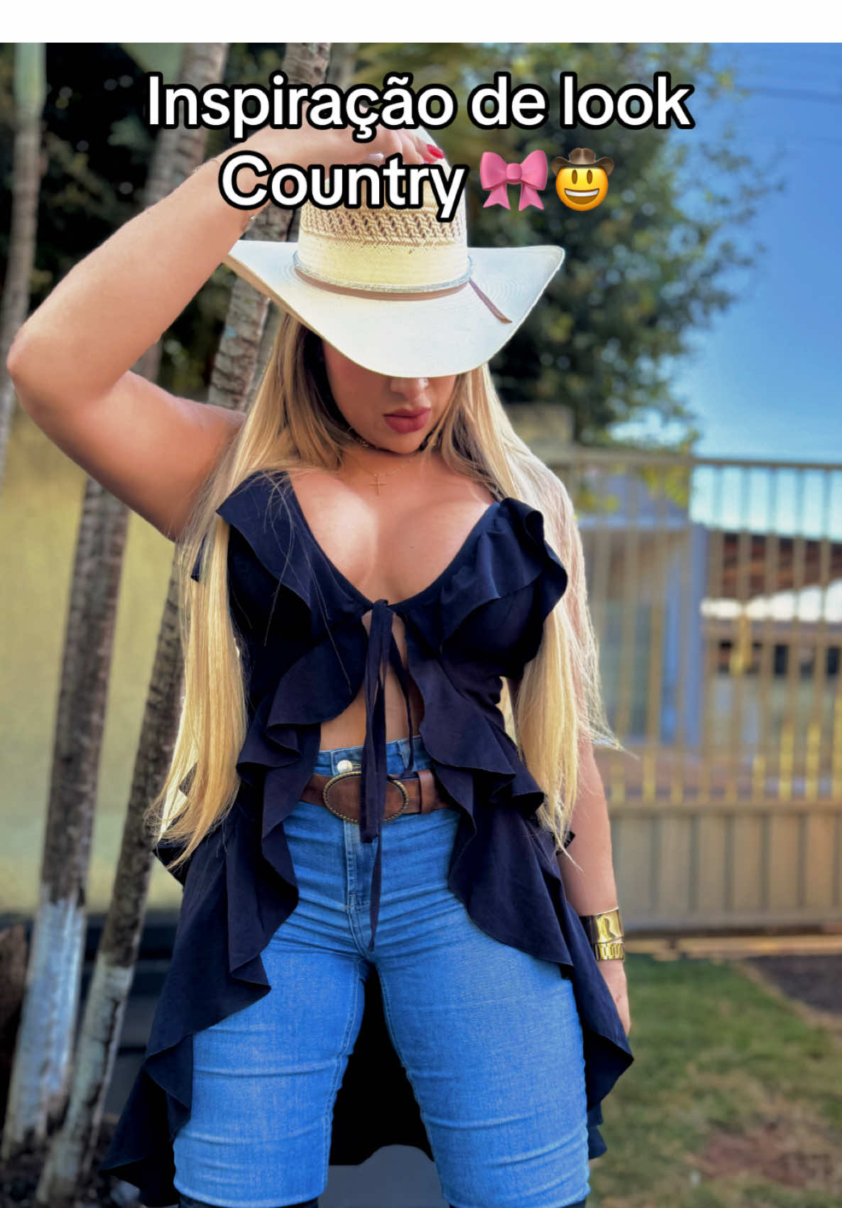 Inspiração Look Agropaty 🤠🤌🏻 #rodeio #grwm #outfit #makeup #fyp #country #rustico #fly #viral #foryou #agrogirl #inspiracao #lookcountry #EUA #ideias #texas #foryoupage #fyp #westtexas #westernstyle #westernootd #westernwear #ootdinspo #fypシ゚ #fyp #sertanejodesucesso #sertanejouniversitario #sertanejobr #foryoupage #foryoupage❤️❤️ #trandding #fyyyp #Biscoitocut #famosostiktok #famososnotiktok 