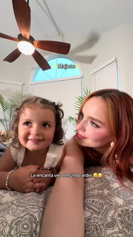 Auxilio JAJA ahí se ve el favoritismo 😭😂💔  #EvayMajo #mamajoven #mamaprimeriza #maternidad #vidademama #mamaehija #mamadeunaprincesa👸 #maternidadecomamor #maternidadecomhumor #toddler #familia #papaymama 