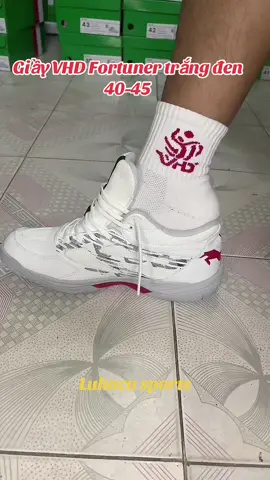 #xuhuong #lukacusports #giayvhdcabeto #giaybongchuyen #giaythethaovietnam  Giầy Fortuner VHD trắng đen size từ 40-45