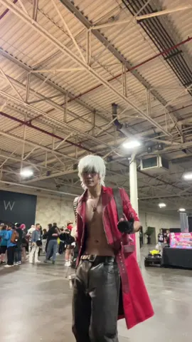 Bringing dante back 🤘  #animenorth2025 #dante #dmc #dantecosplay 