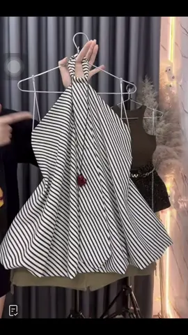 Sét bộ áo yếm hở lưng Cavat cù#vayxinh #ánhnhu #shopping #whattoplay❤️❤️❤️❤️🥰🥰🥰🥰🥰🥰🥰🥰👍👍👍👍👍👍👍 