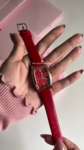 ganda ng color nya 😍 hindi mukang mumurahin etong watch na to! #watch #vintagewatch #redwatch #classywatch #watchforwomen 