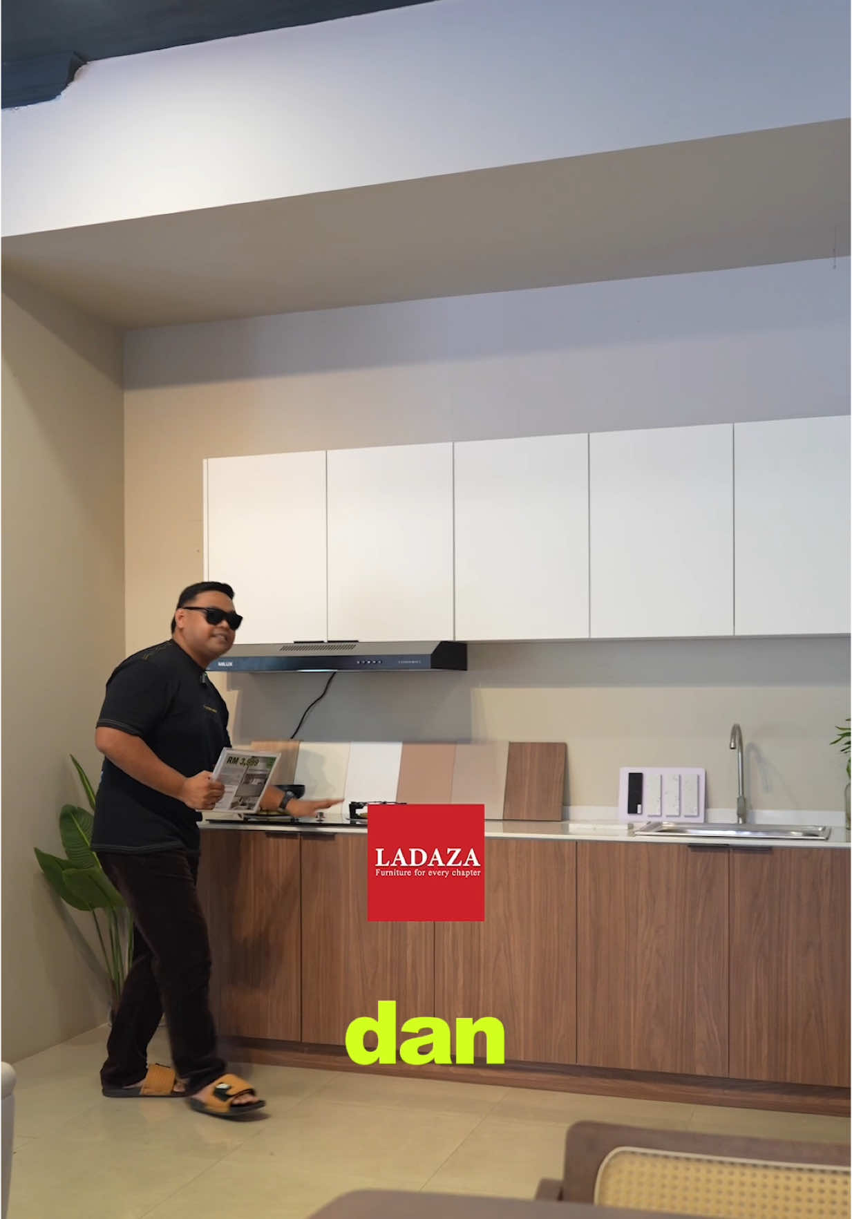 Korang yang mencari perabot masuk rumah baru tengok vid ni sampai habis💯🥳 . . . #perabotladazamalaysia #ladazafurniture #perabotladaza #ladoresignature 