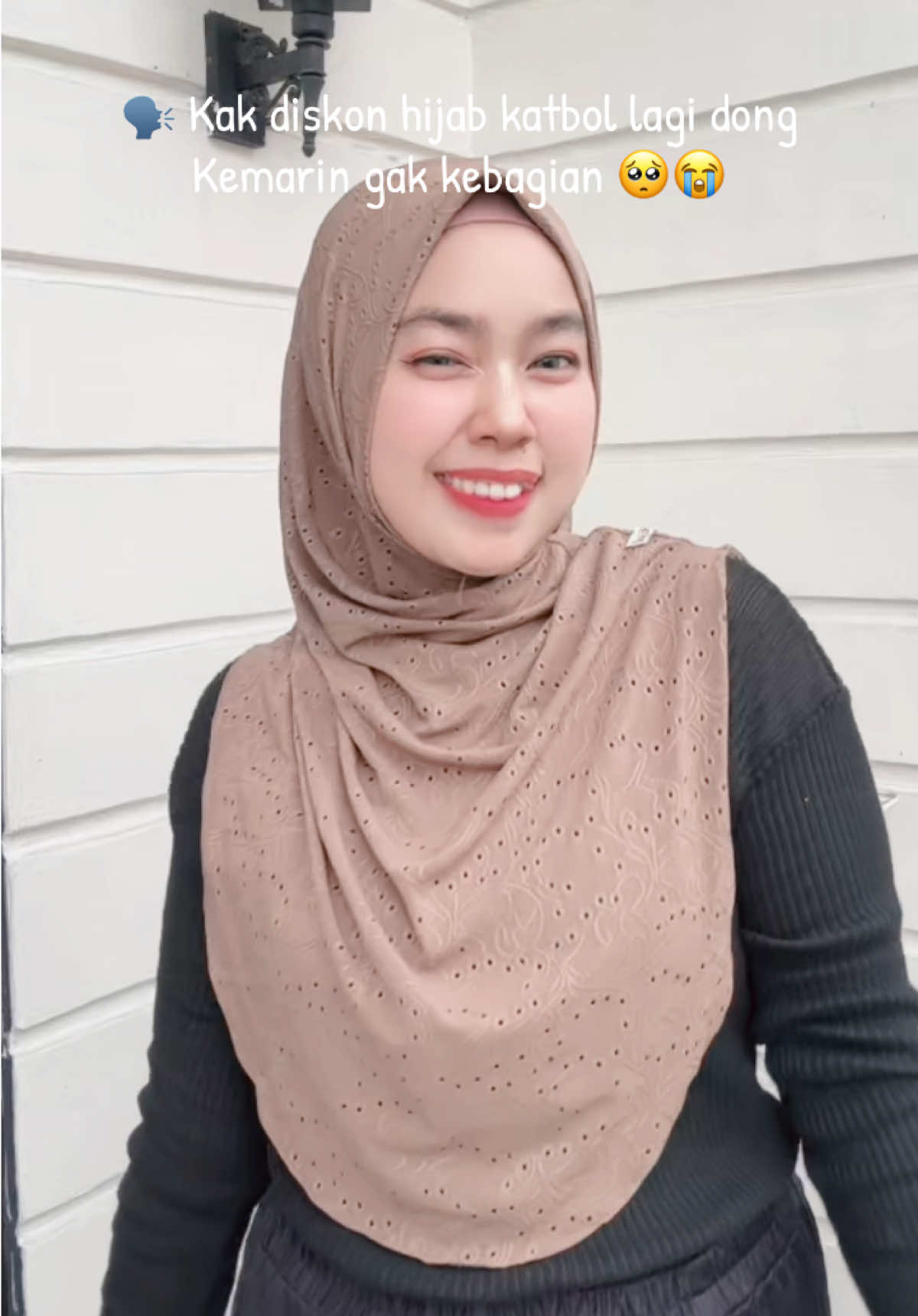 Join live sekarang 🔥🫵🏻🥰 Hijab instan bahan katbol harga ambyar 😭🫠
