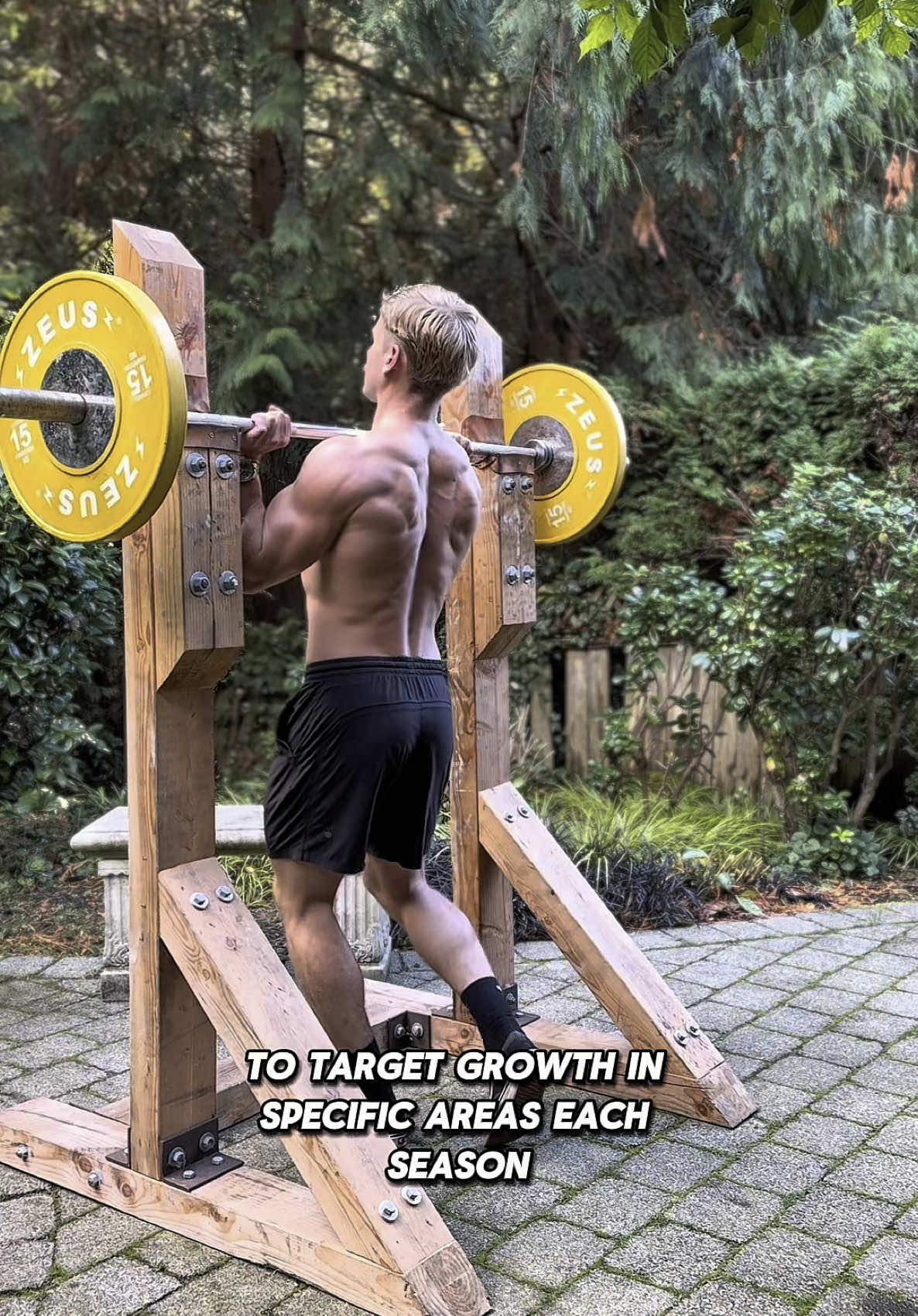 A traditional weekly workout split will inevitably overlook something, so whether you have a current workout split or you are a total beginner and just looking to capitalize on those noobie gains… fitness dailies are great for picking up the slack in areas you are lacking! Before I had a workout split, I got started with fitness dailies, and yeah, they produced some muscle imbalances, but they also gave me the means to fix these imbalances! Once I had been doing fitness dailies for a couple years I rolled it all up into a weekly workout split (“The Ultimate Workout Split”) and to this day I continue to use them whenever I notice any imbalances in my physique. For example, my traps are seriously lacking right now… I’m thinking of supplementing my split with a 90 season of 5 minute daily shrugs during the summer months to correct this!  Programs/Links: • The Fitness Dailies 📘 • The Ultimate Workout Split 📕 *All fitness programs & recipes available for 50% off: The Sober Fitness Bundle 📚 #soberfitness #sober #Fitness #recovery #health #diet #wellness #MentalHealth #happy #fitnessdailies #dailies #Workout #12step #onedayatatime #gingertea #mealprep #detox #prayer #meditation #motivation