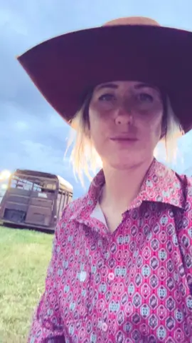 First open rodeo in the books. It was wet and muddy but so much fun 🥰 #kansas #moundcityks #rodeo #barrelracing #barrelracer #fypシ #horsesoftiktok #barrelracingtok #apha #fy #cowgirlsoftiktok⚡️ #foryourpage 