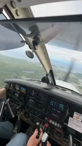 Simulated emergency descent demo in a Piper Cherokee Archer! 