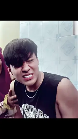 orang gantengg😁🫰🏼 #saktiauliaakbar #akbarmamalela #akbar #sebutsajaakbar #fyp #velocity #foryou 