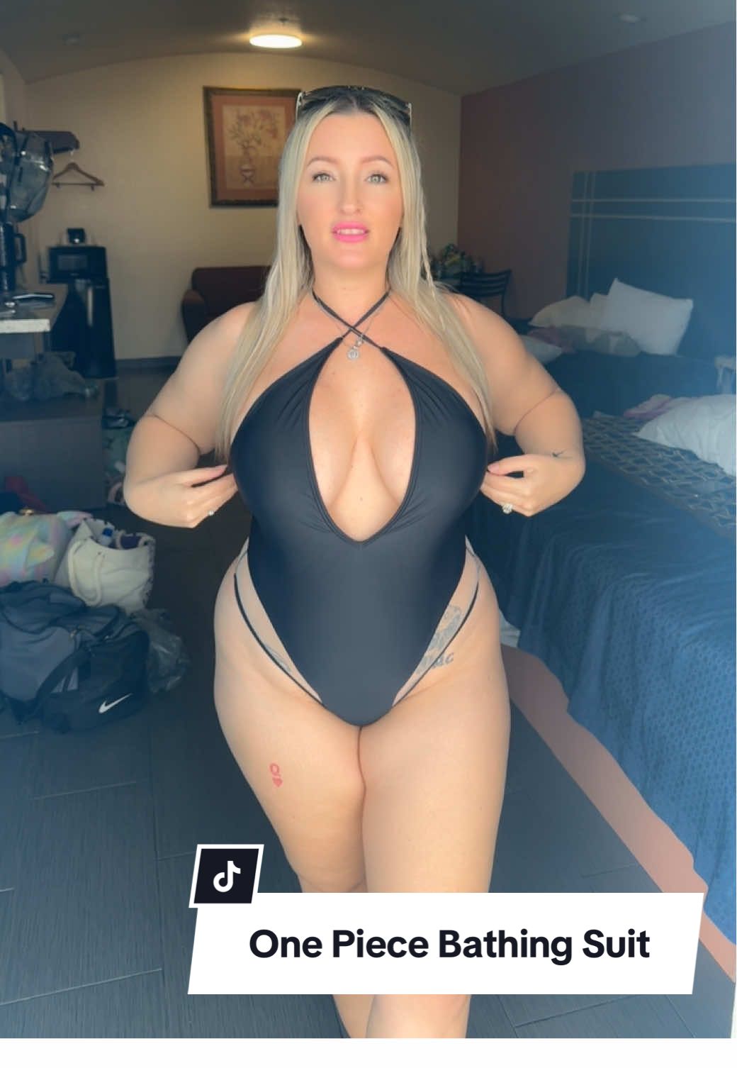 The bathing suit you must have this summer!!!! So Sexy!! #bathingsuit #summerishere #swimsuit #OOTD #beachday 