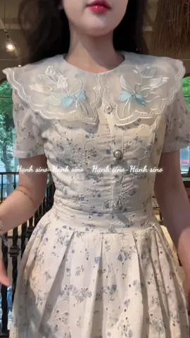 Mấy bà có thấy là mặc hoa nhìn cứ dịu sao á😍😍#xhuong #xh #tiktok #vayxinh #thoitrang #homnaymacgi #thoitrangcongso #viral #trending #trend #fashion #phoido #outfit #thoitrangtiktok #style #LearnOnTikTok #fyp #foryou #xhtiktok #quanao #thoitrang #thoitrangnu #fashiontiktok 