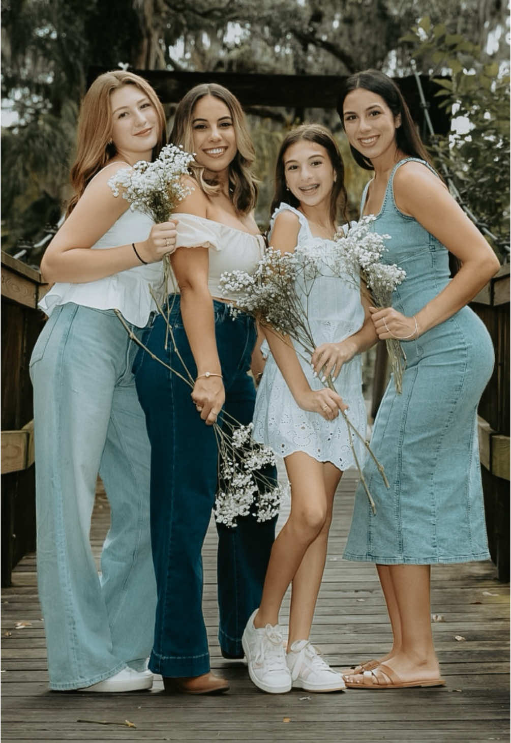📸✨ Sisters Photo Session ❤️ #fyp #portrait #behindthescenes #fyp #parati #orlandoflorida #lightroom 