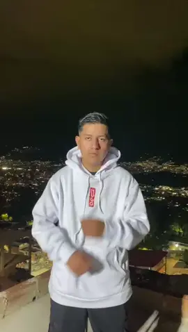 Working en Medellín #siempre #siempre ##workig #musica #urbano #colombia #medellin #street #street #hiphop #music #viralvideos #argentina #moda #latino #flacogallego #viral 
