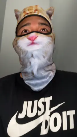 My cats think I’m another cat now #catmask #cats #4SeasonAnimalHeadOutdoor #TikTokShop 