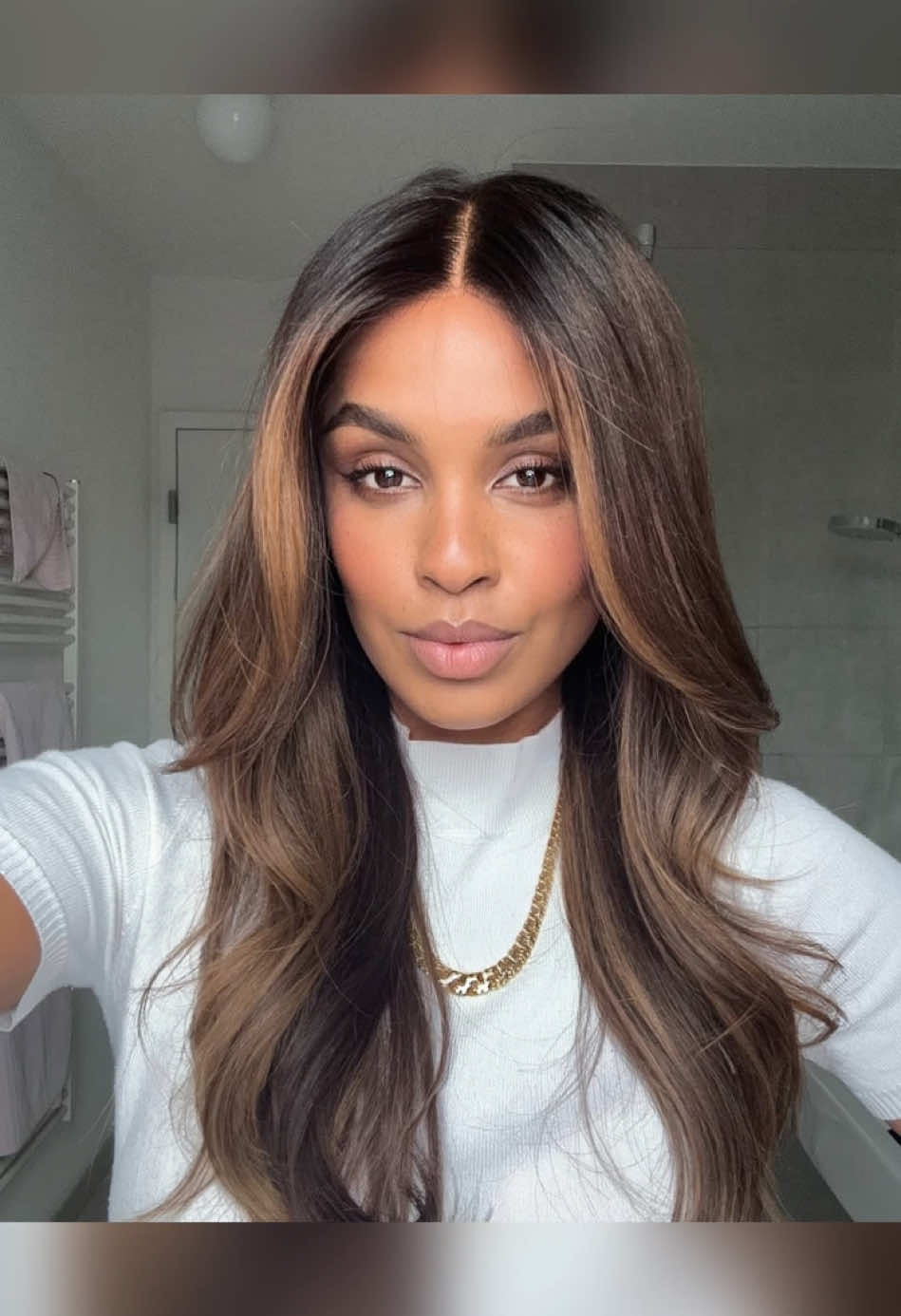 No filter. No glue. Just real beauty and good hair💖 Wig name: Catherine, 18 inches  #hairvivi #wig #summervibes #tiktokmademebuyit #hairinspo #lacefrontwig 