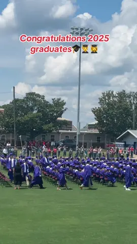 Congratulations to my one and only daughter! We are so proud of you. Thank God you made it.#jspeights0510 #class2025 #purvishighschool2025 #purvishighschool 