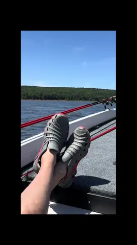 Thanks to @xpedition archery#foryoupage #cwcoutdoors #fishing #bowhunting #bows#mfnconebread 