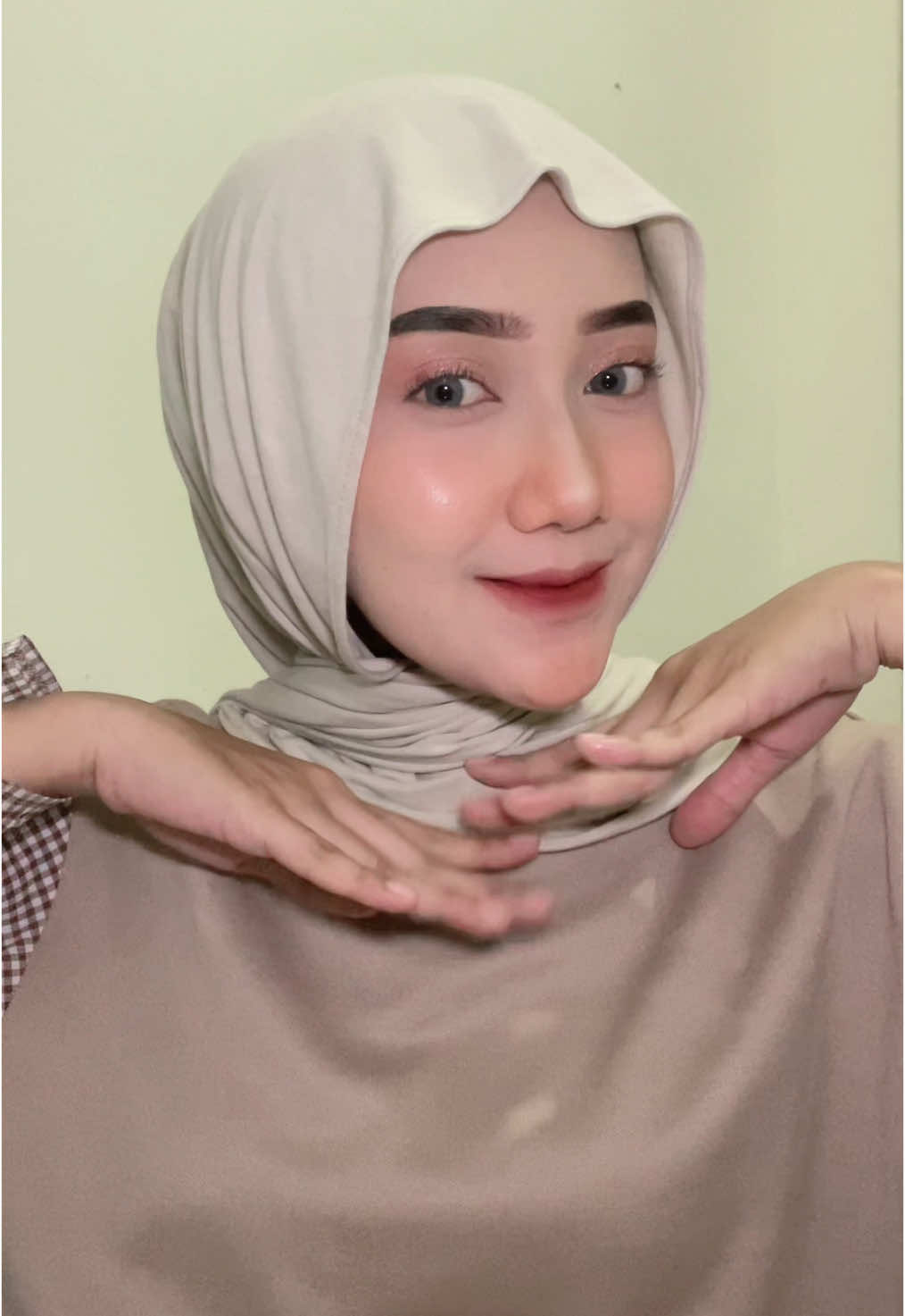 Tutorial alis ala aku😋 #CapCut #tutorialalis #makeup #tutorialmakeup 