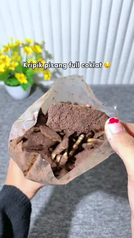 Beneran tebel coklatnya #kripikpisangcoklat #kripikpisang #kripikpisangkepok #cemilanviral #cemilanenak #fyppppppppppppppppppppppp 