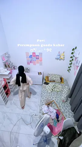 Seharian gak tenang kalau gak geser perabot #kamaraesthetic #homeliving #decoration #decorkamar #dailyvlog #dailywawa 