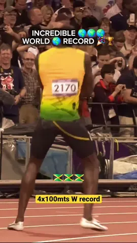Incredible World record 👏 2012(4×100mts)Team Jamaica 🇯🇲 🙌 !!!#techsmart_boss #record #olympics #fast #sports #athlete #usainbolt #speed #jamaica #goldmedal #4×100m #worldrecord #Running 